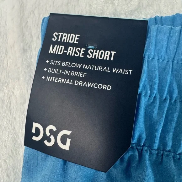 DSG Women’s Pacific Azure Lined Stride Short Size M - Picture 3 of 6